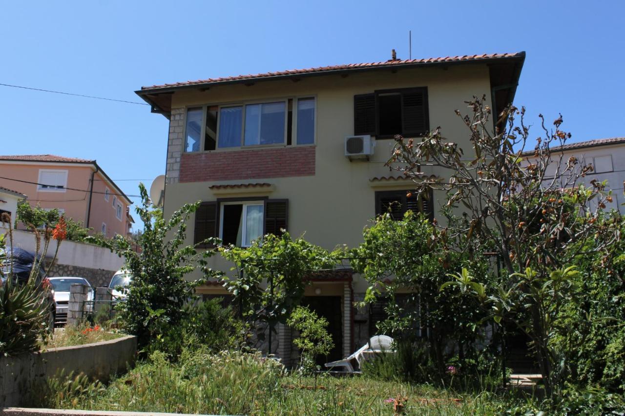 Apartments And Rooms With Parking Space Mali Lošinj Esterno foto